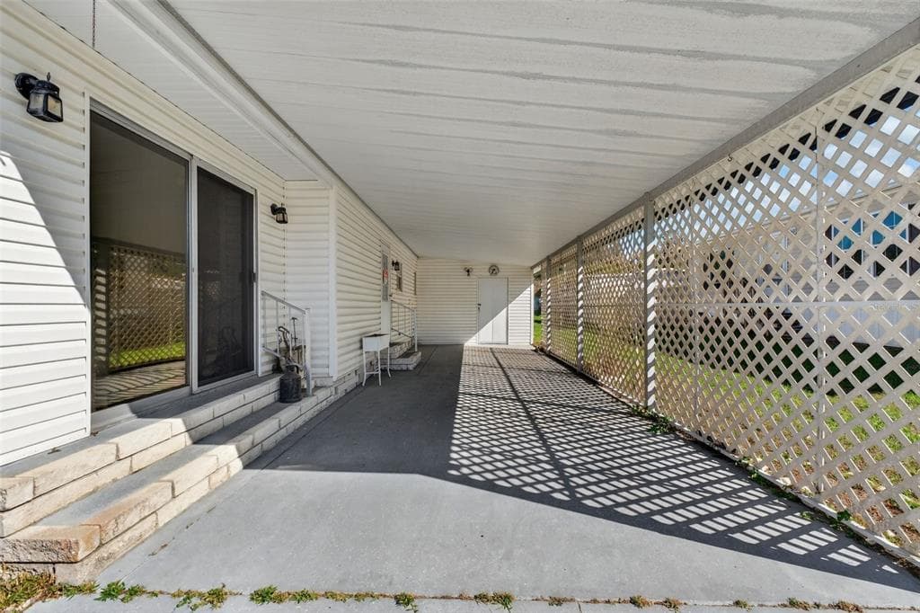 39213 FLORA AVENUE, ZEPHYRHILLS, FL, 33542 photo 5