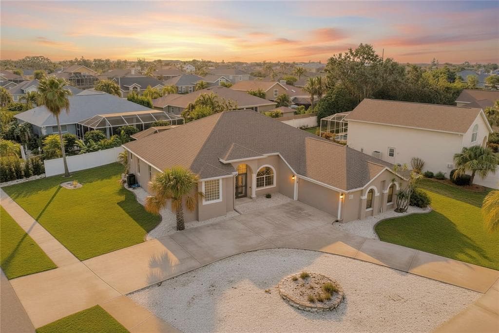 821 GREENVIEW DR, APOLLO BEACH, FL, 33572