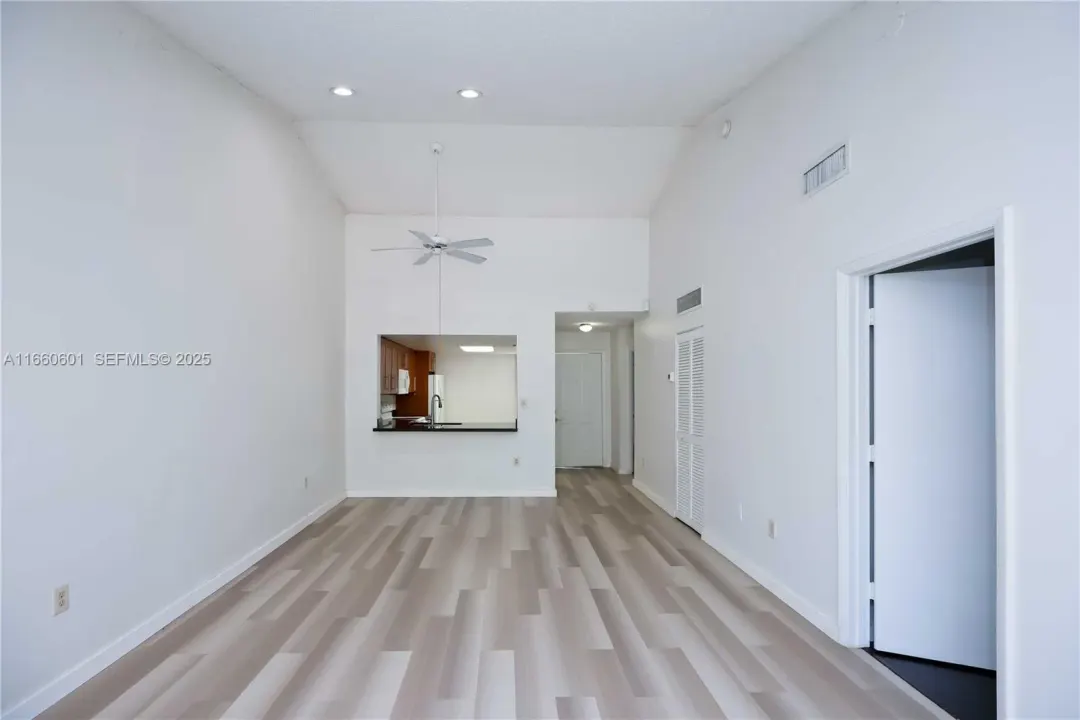 Address Withheld, Pembroke Pines, FL 33025