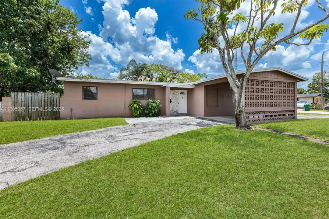 4960 NW 11th Court, Lauderhill, FL 33313