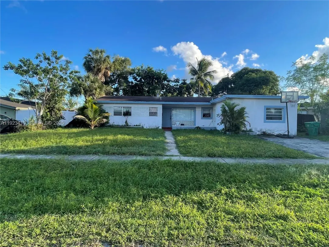 3880 NW 6th Street, Lauderhill, FL, 33311
