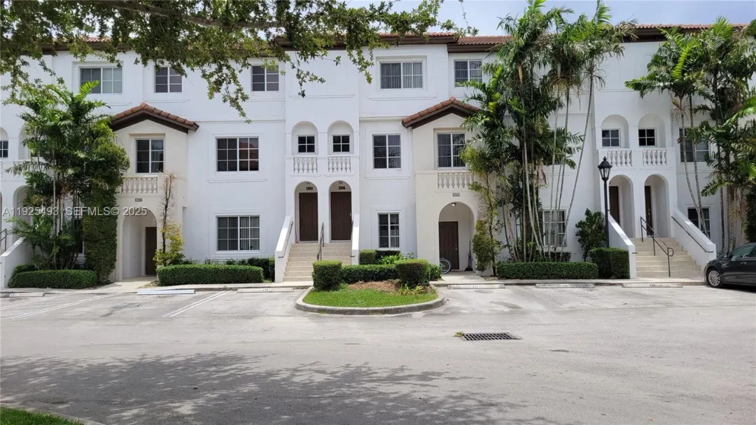 12600 SW 50th Court 437, Miramar, FL 33027