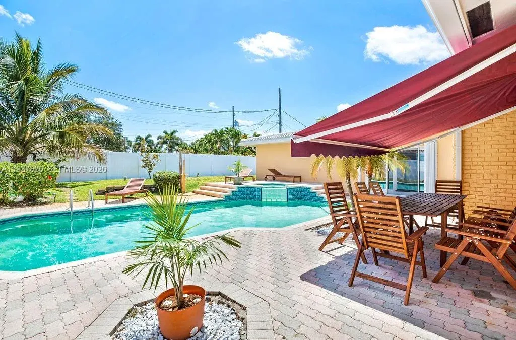 5320 NE 16th Terrace, Fort Lauderdale, FL 33334