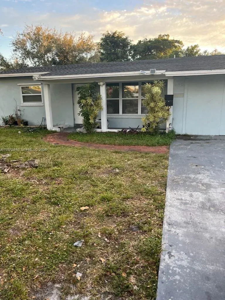 840 NE 32nd Court, Pompano Beach, FL 33064