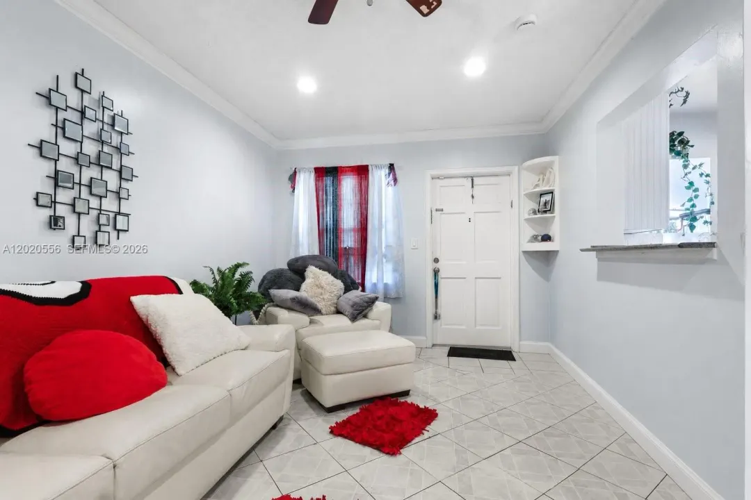 2219 Polk Street, Unit 5a, Hollywood, FL, 33020