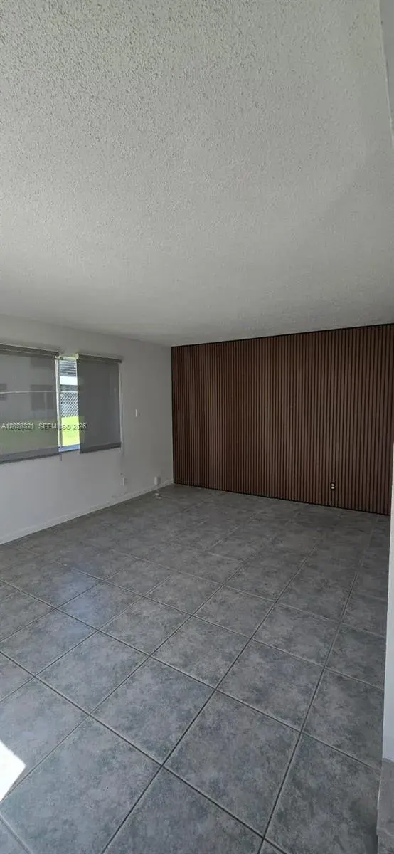 2120 Sherwood Forest Boulevard 30, West Palm Beach, FL 33415