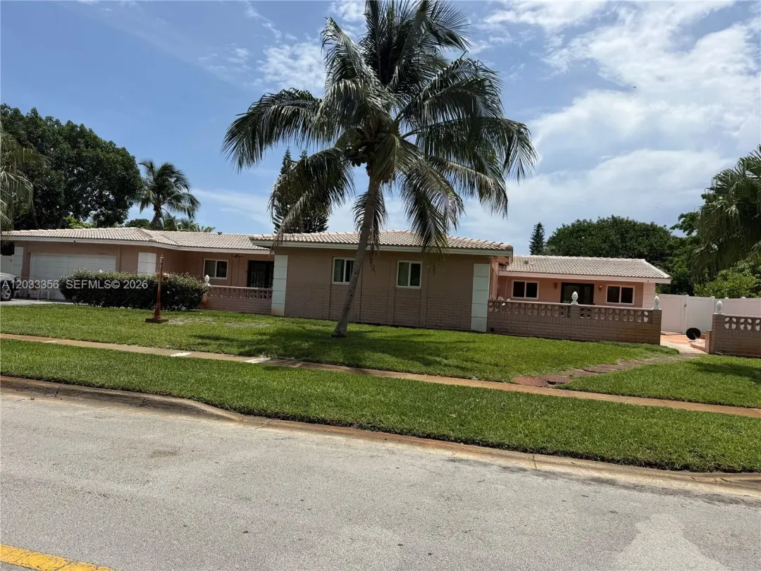 300 SW 68th Avenue, Margate, FL 33068
