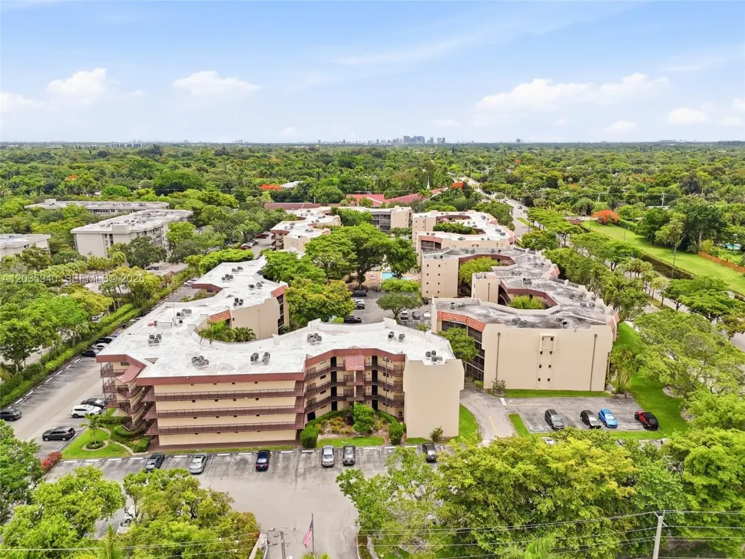 6855 W Broward Boulevard 212, Plantation, FL 33317