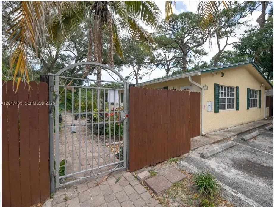 716 SW 14th Avenue, Unit 3, Fort Lauderdale, FL, 33312
