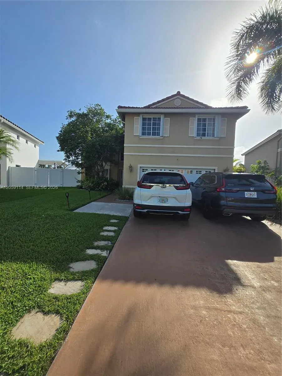 19130 NW 10th Street, Pembroke Pines, FL 33029