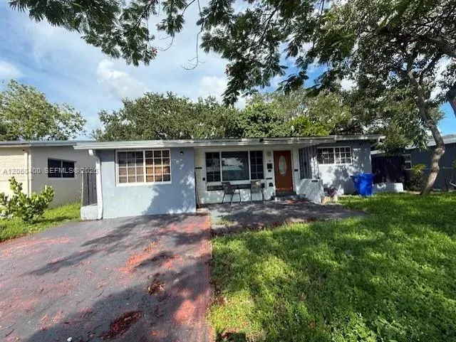 Address Withheld, Pembroke Pines, FL, 33023