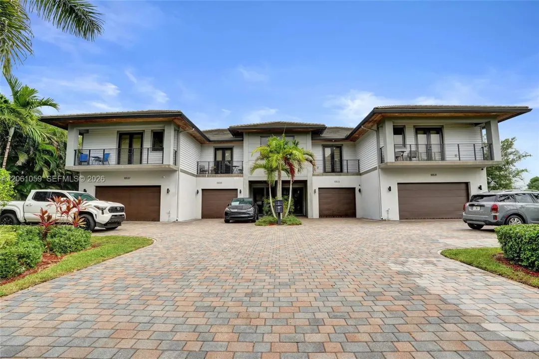 10533 NW 28th Court, Coral Springs, FL 33065