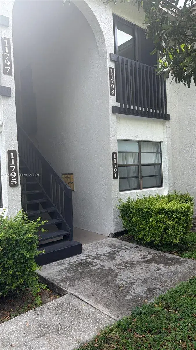 Address Withheld, Coral Springs, FL 33065