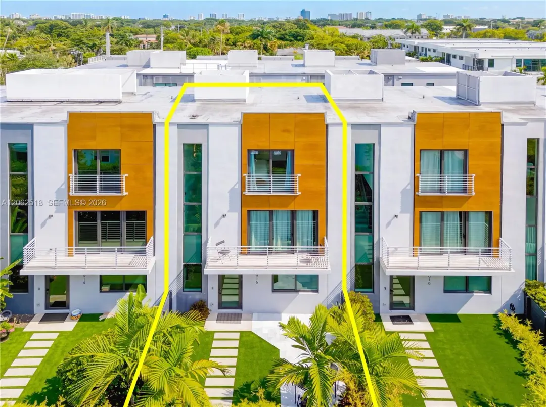 916 NE 4th Street, Fort Lauderdale, FL 33301