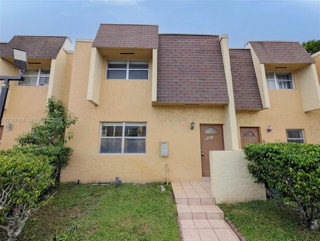 5664 Blueberry Court 15, Lauderhill, FL 33313