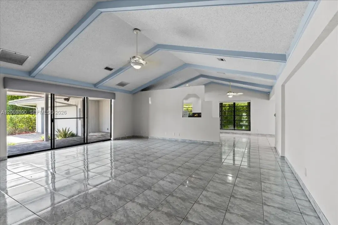 9220 NW 15th Street, Coral Springs, FL 33071