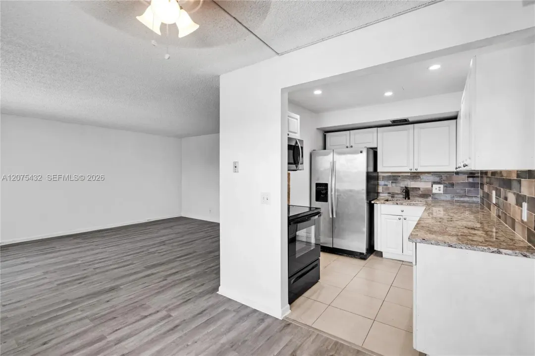 Address Withheld, Pembroke Pines, FL 33027