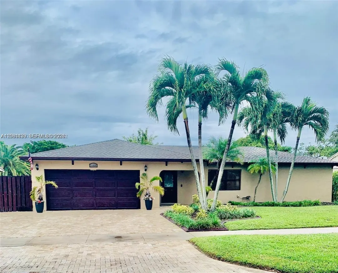11525 SW 54th Street, Cooper City, FL 33330