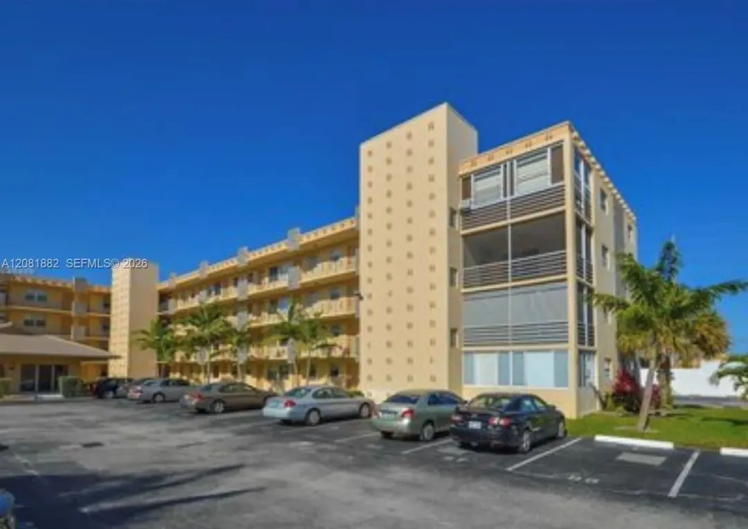 2145 Pierce Street 223, Hollywood, FL 33020
