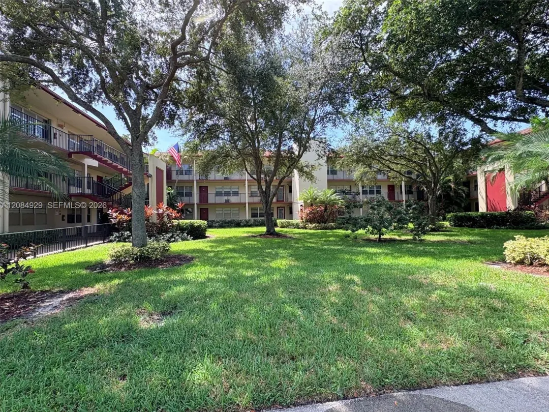 13350 SW 1st Street 107p, Pembroke Pines, FL 33027