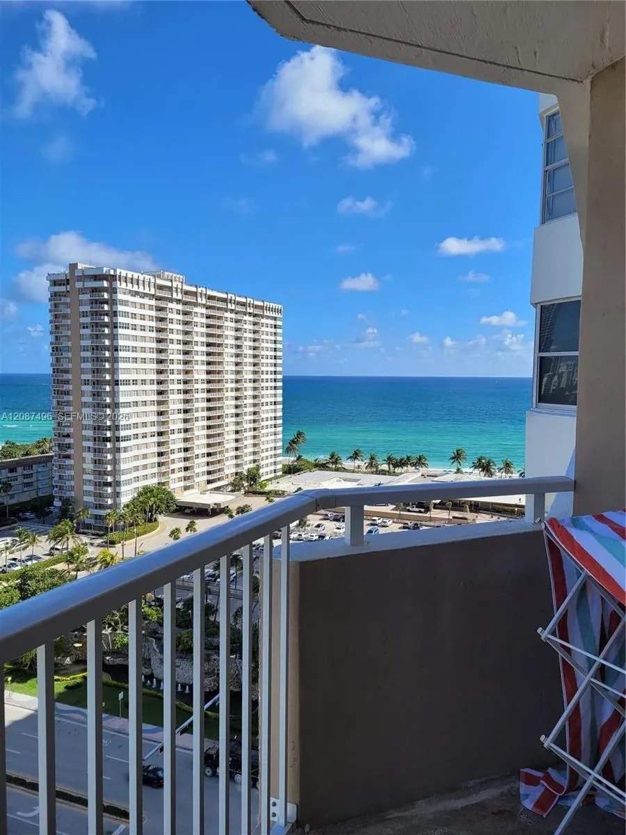 Address Withheld, Hallandale Beach, FL 33009