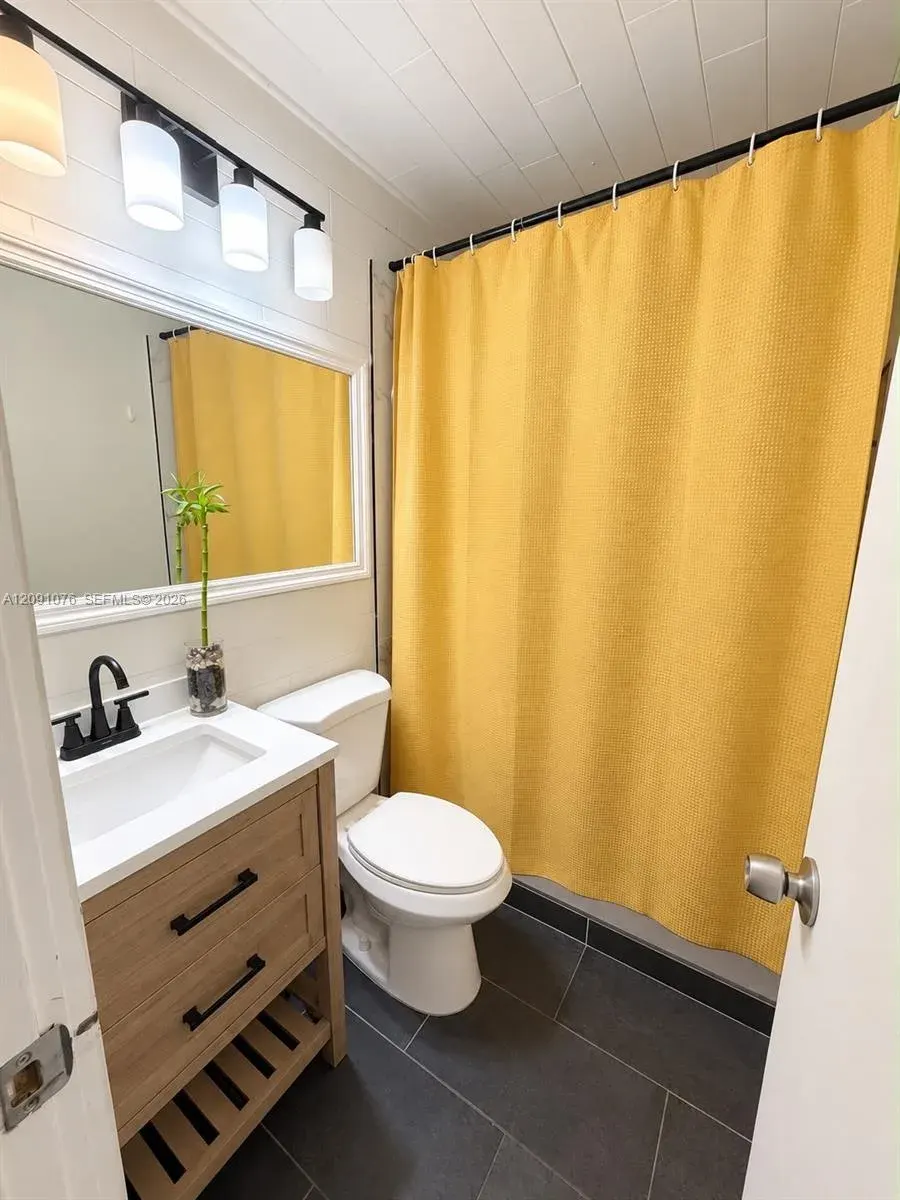 2331 Mckinley Street, Hollywood, FL 33020