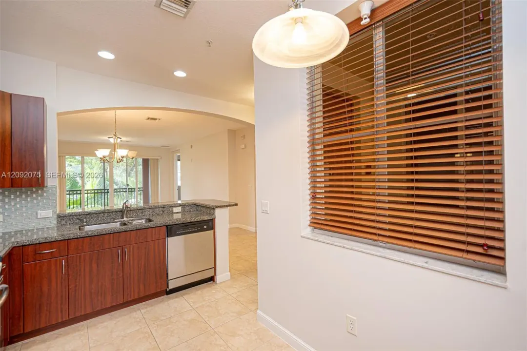 Address Withheld, Sunrise, FL 33323