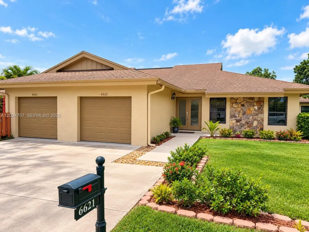 6621 NW 4th Court, Plantation, FL 33317