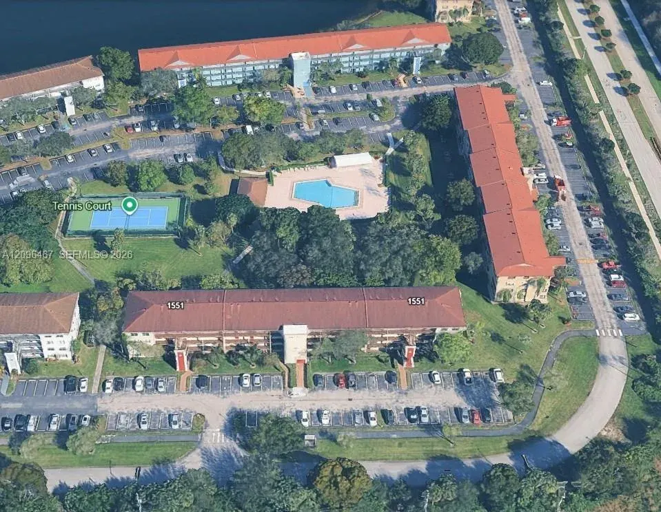 Address Withheld, Pembroke Pines, FL 33027