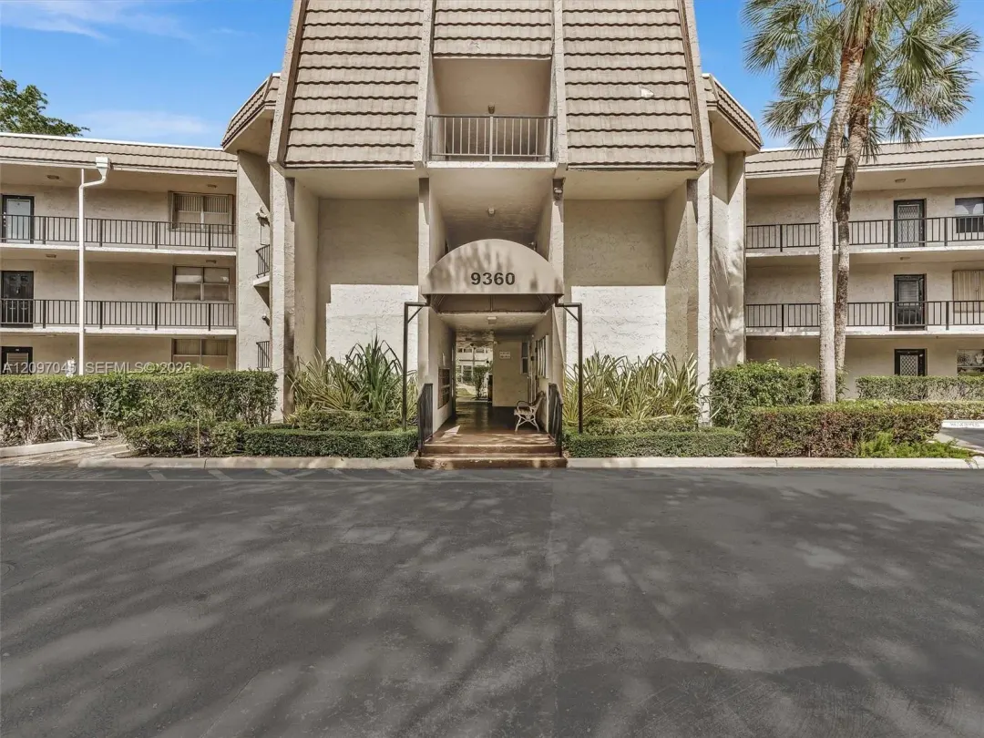 9360 Lime Bay Boulevard 105, Tamarac, FL 33321