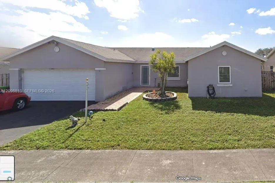 9528 NW 53rd Street, Sunrise, FL 33351