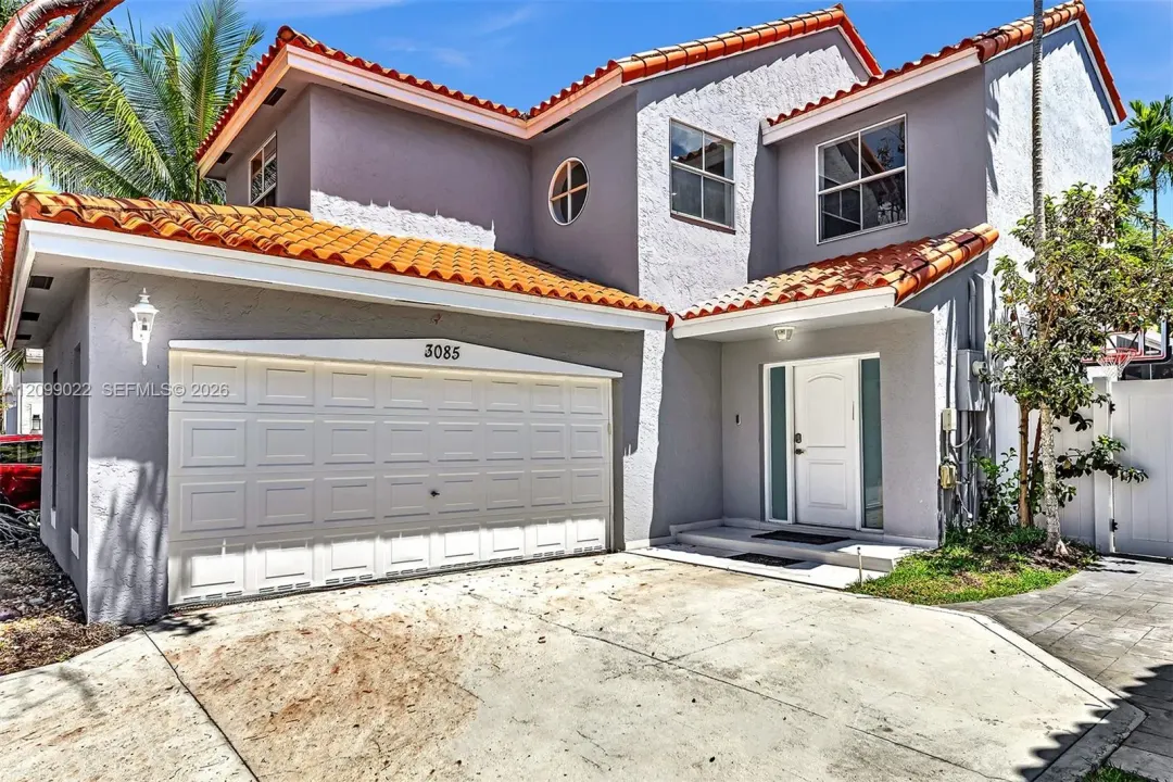3085 N 36th Avenue, Hollywood, FL 33021