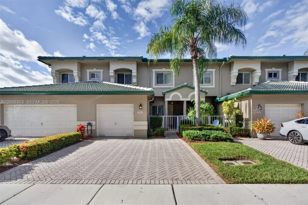 7917 Exeter Boulevard E 101, Tamarac, FL 33321