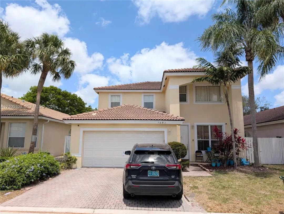 7683 NW 19th Street, Pembroke Pines, FL 33024