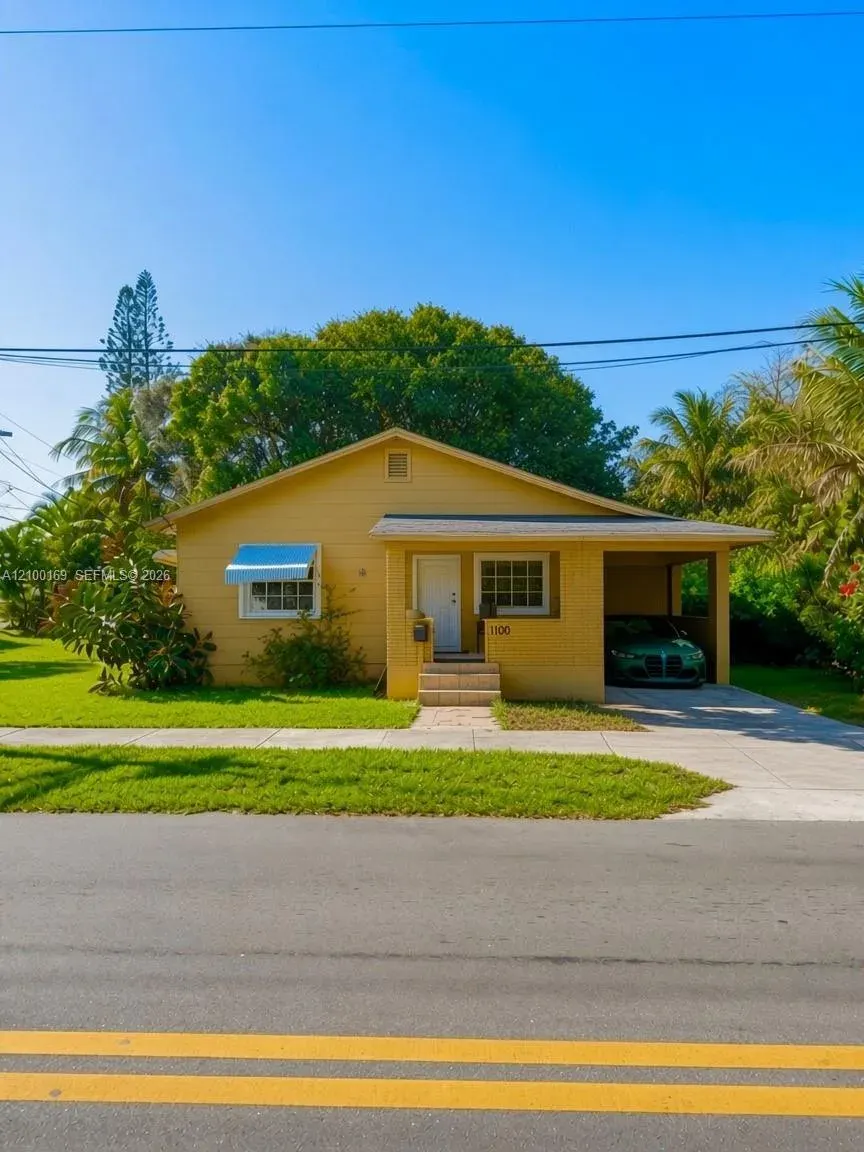 1100 N 24th Avenue, Hollywood, FL 33020