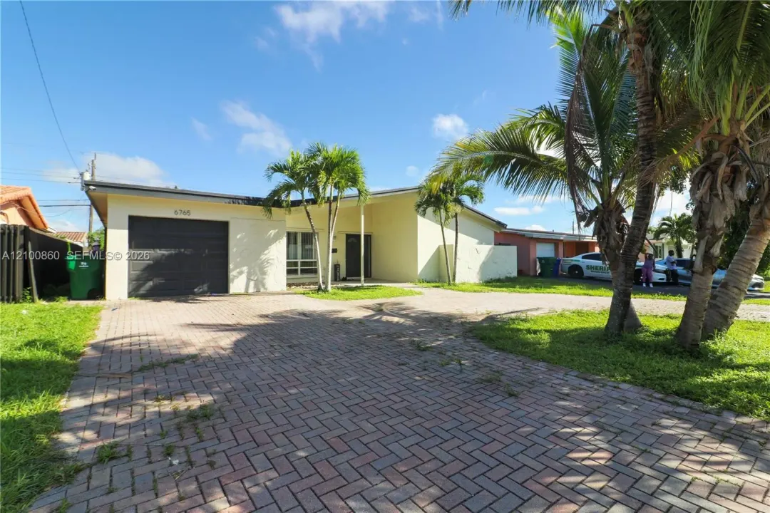 Address Withheld, Miramar, FL 33023