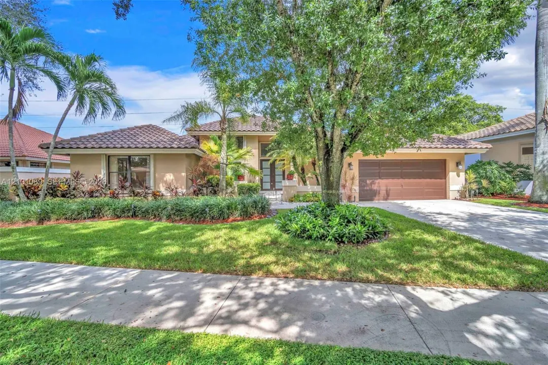 1025 Creekford Drive, Weston, FL 33326