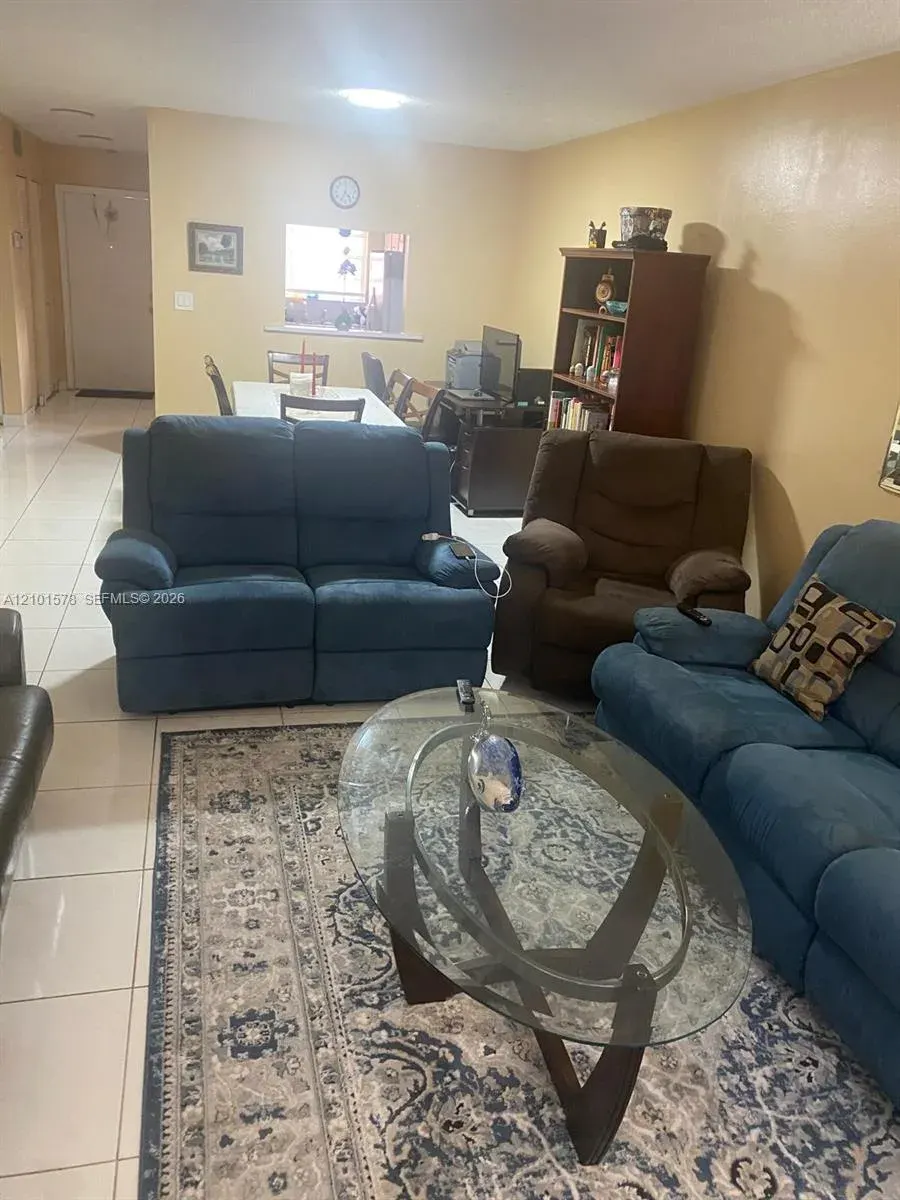 605 S State Road 7 1h, Margate, FL 33068