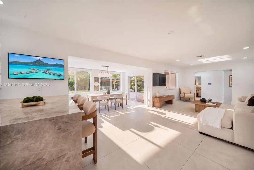 649 Azalea Court, Plantation, FL 33317
