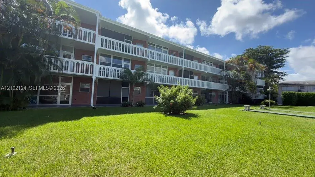 141 NE 10th Avenue 24c, Hallandale Beach, FL 33009