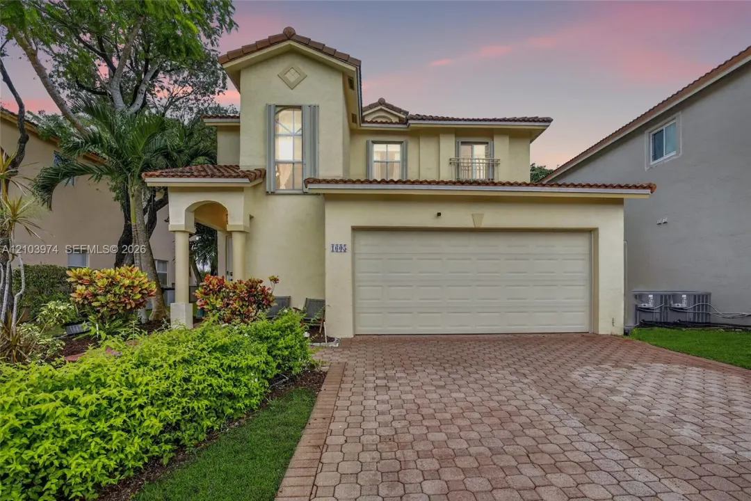 1605 SW 158th Avenue, Pembroke Pines, FL 33027