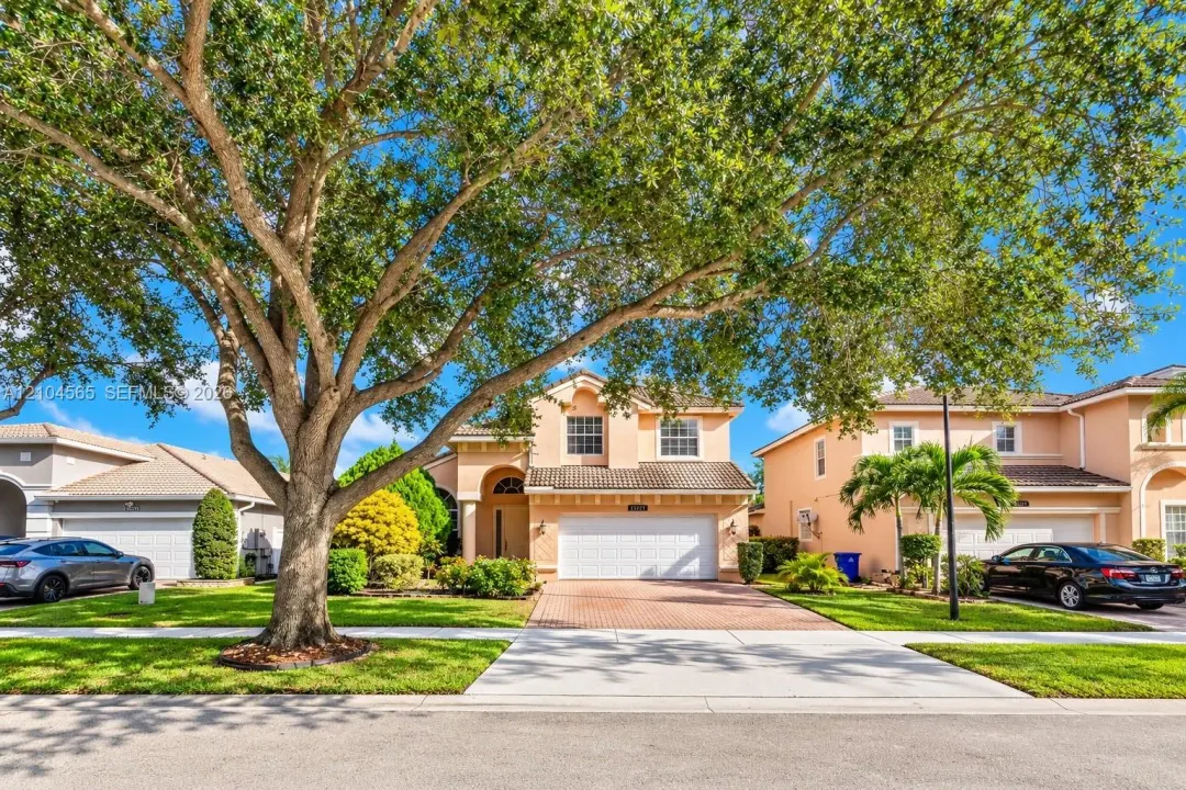 Address Withheld, Miramar, FL 33027