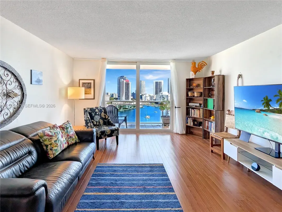 Address Withheld, Hallandale Beach, FL 33009