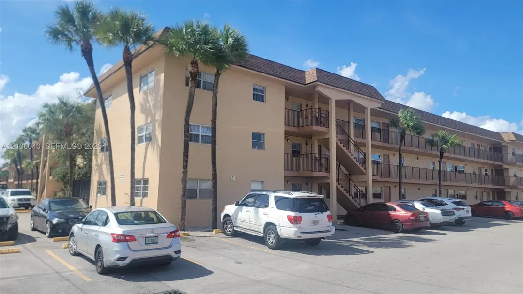 4101 NW 26th Street 261, Lauderhill, FL 33313