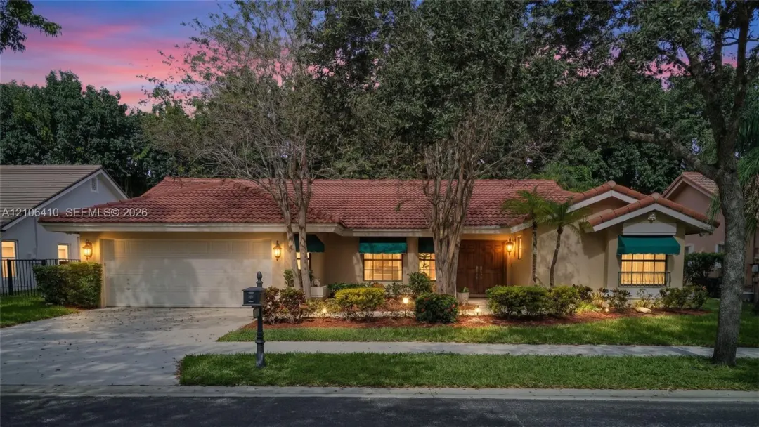 1725 Lakeshore Circle, Weston, FL 33326