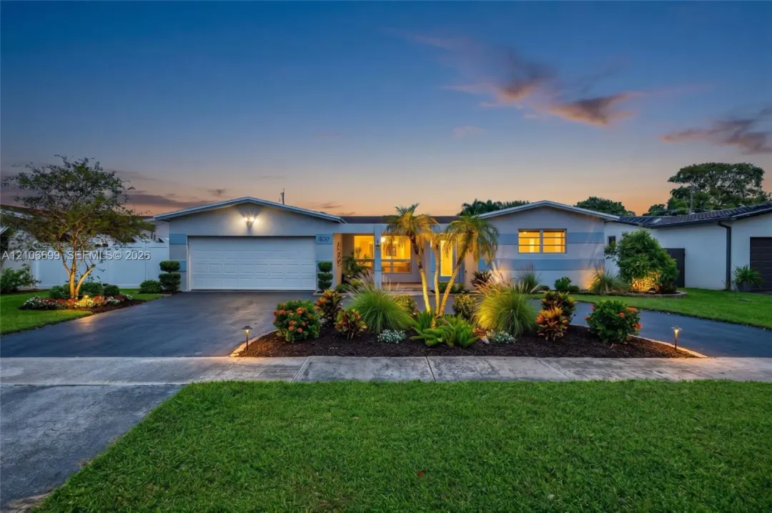 9121 SW 54th Place, Cooper City, FL 33328