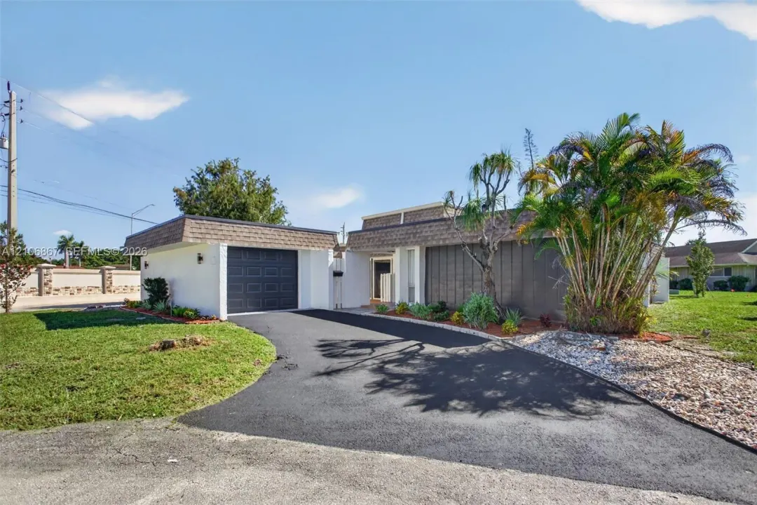 5508 Guava Circle, Tamarac, FL 33319