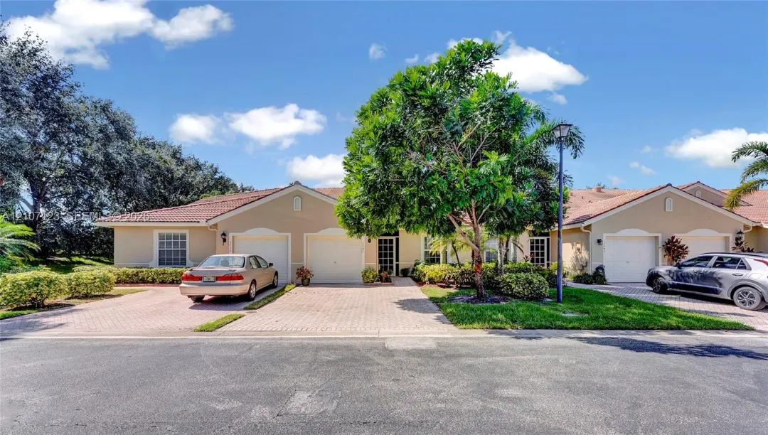 2041 Stonington Terrace, West Palm Beach, FL 33411