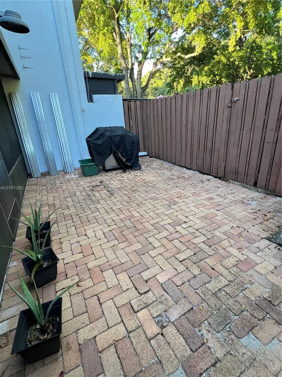 3301 Raleigh Street 4e, Hollywood, FL 33021