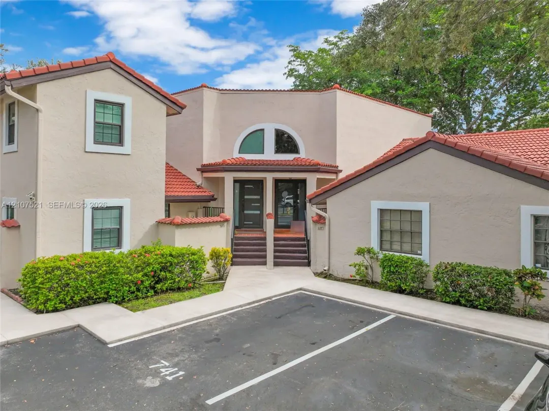9177 W Sunrise, Plantation, FL 33322